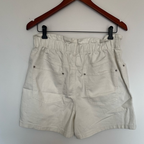 NWT Blumind light mint green Women's Shorts size 30 - Picture 3 of 6